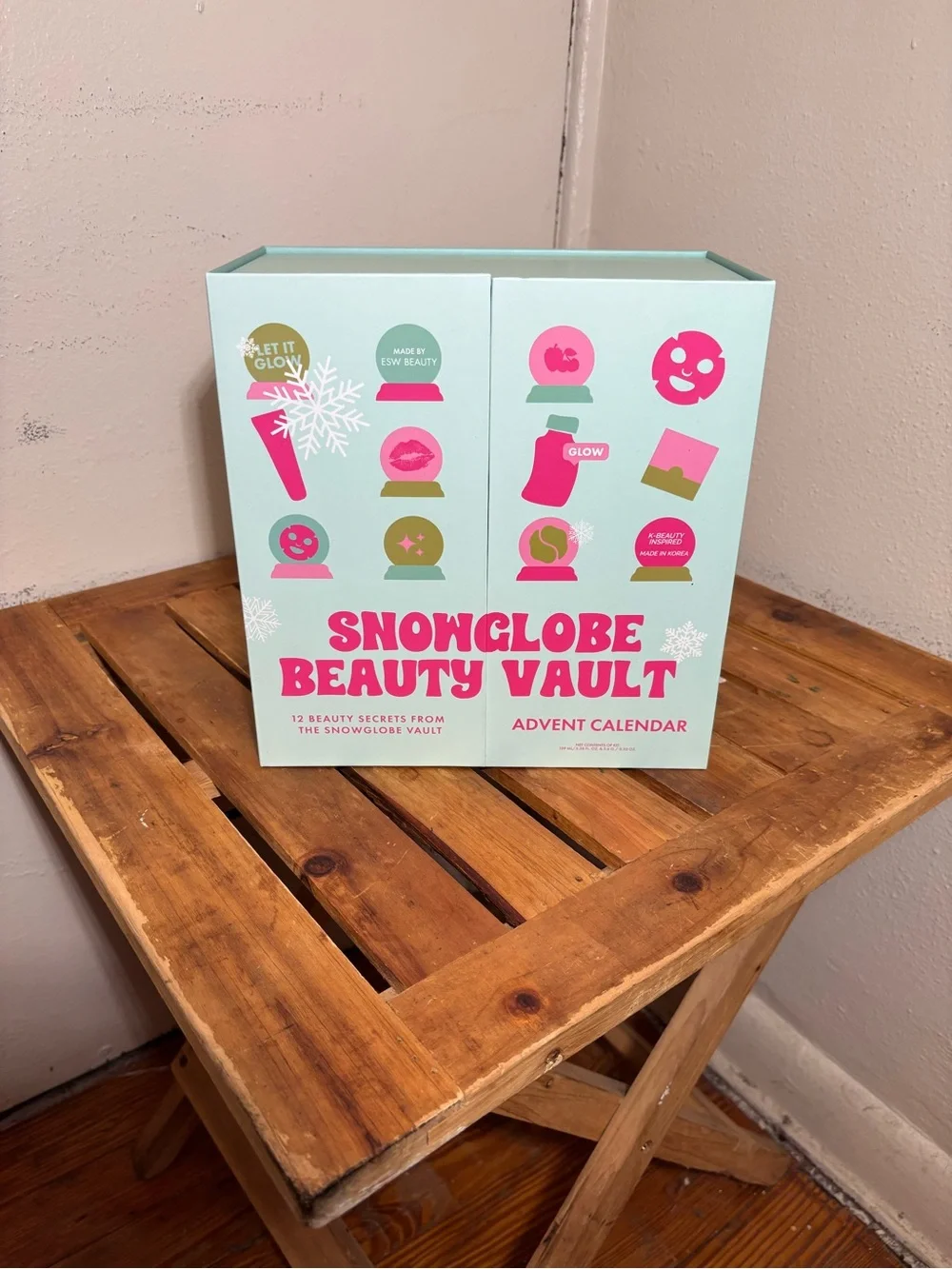 ESW Beauty Snowglobe Beauty Vault Face Mask Kit